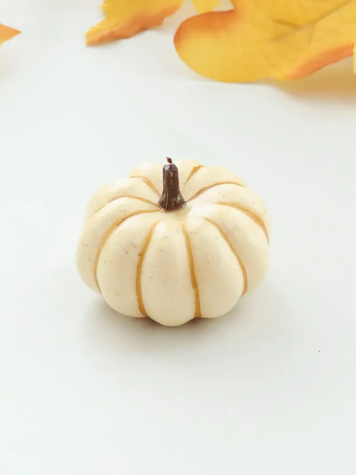 10-Piece Mini Pumpkin Thanksgiving Decor Set