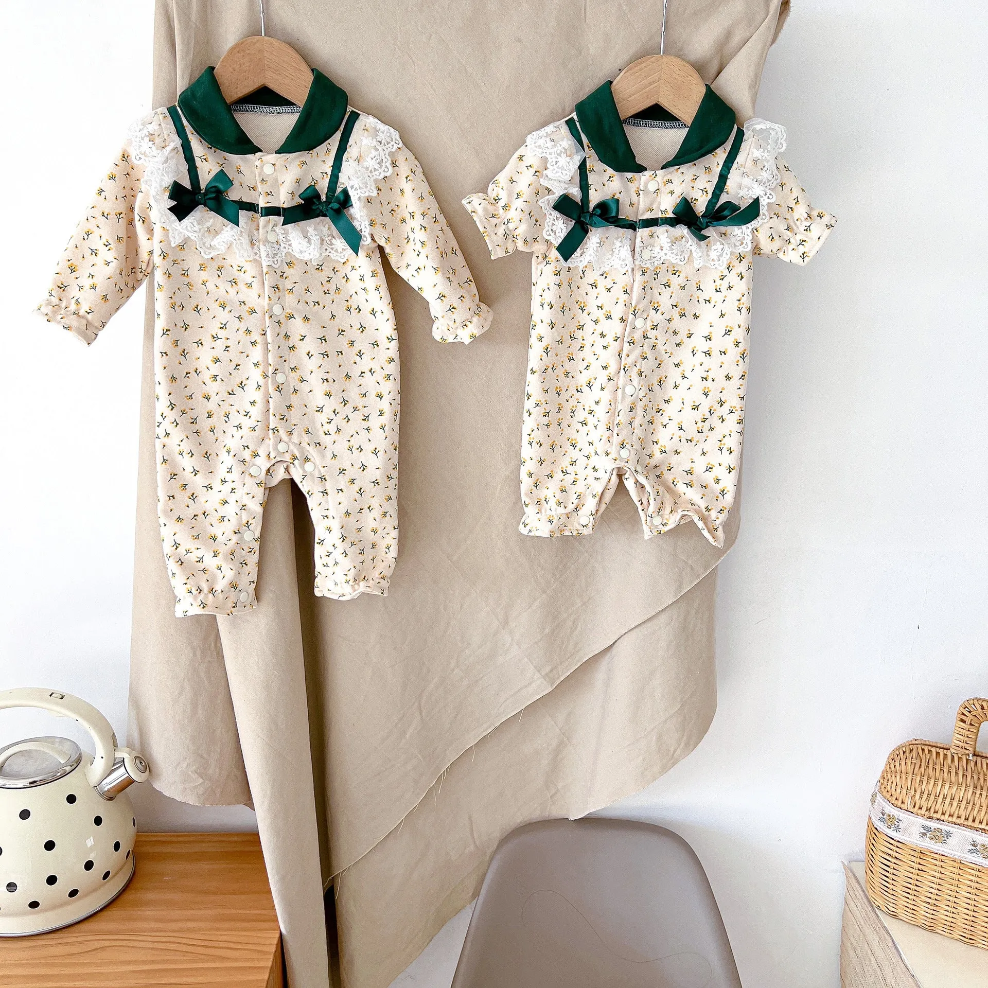 Baby jumpsuit spring and autumn romper