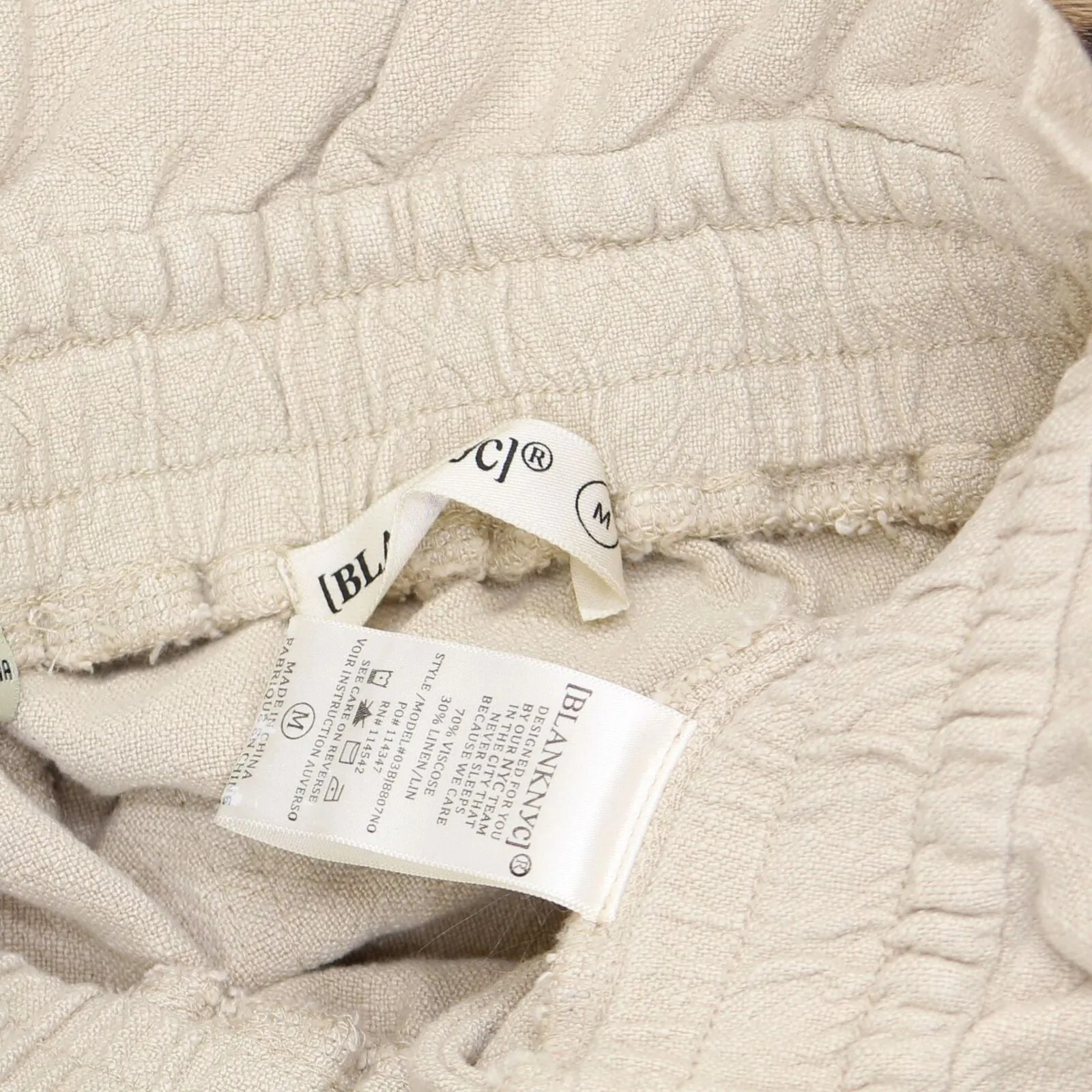 [BLANKNYC] Women's Paperbag Fray Hem Shorts Beige Medium