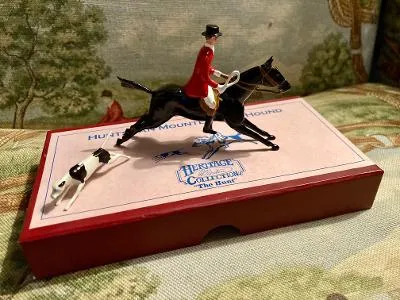 Britain's Huntsman and Hound Heritage Line in Original Box
