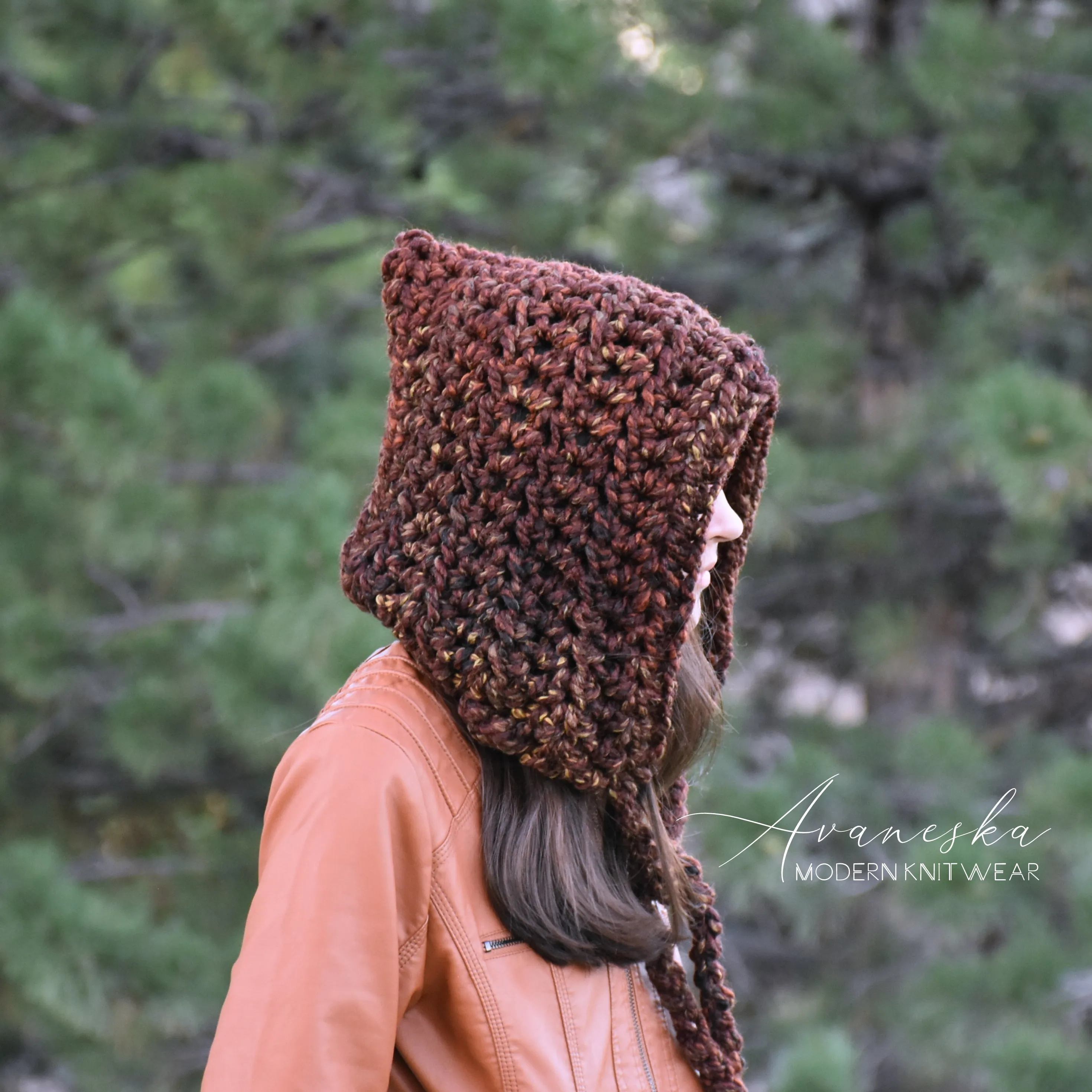 Chunky Large Hood Hat with Ties | THE YORK