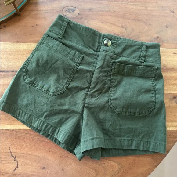 Collette shorts by Maeve sz26