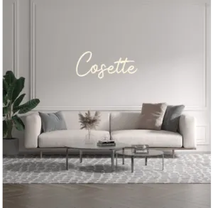 Custom text: Cosette