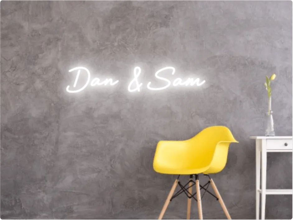 Custom text: Dan & Sam