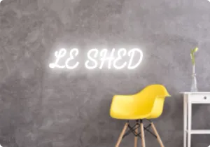 Custom text: LE SHED