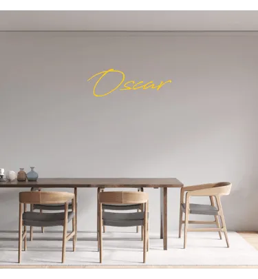 Custom text: Oscar