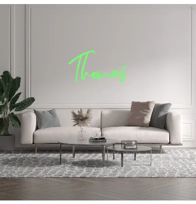 Custom text: Thomas