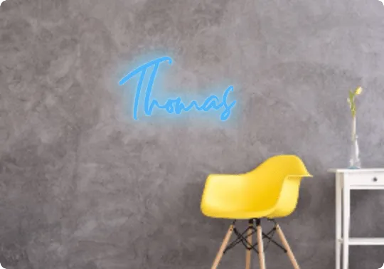 Custom text: Thomas