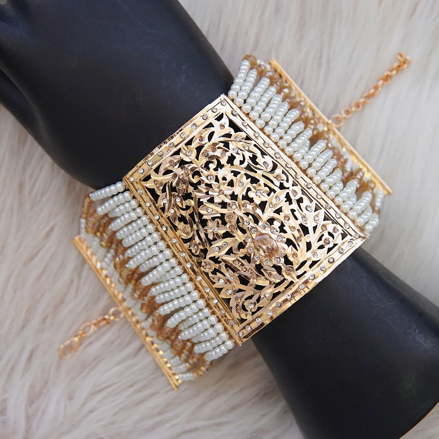 Hyderabadi Traditional Look Kalai