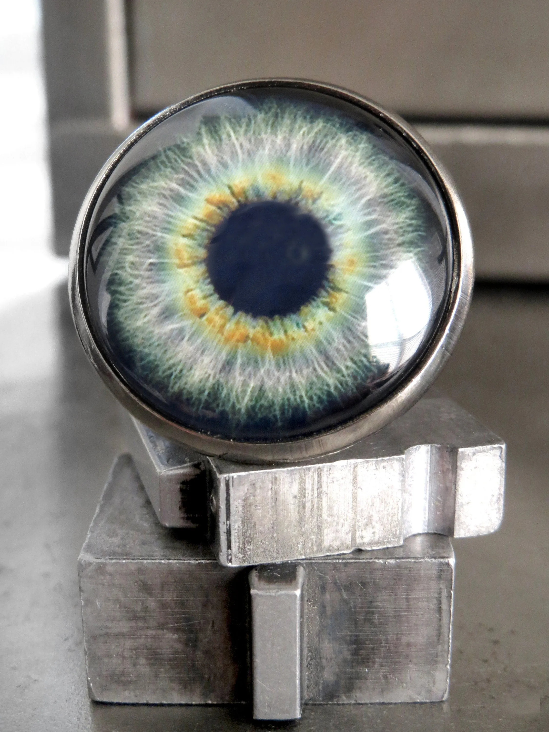 Large Goth Grey Eyeball Ring - Gothic Halloween