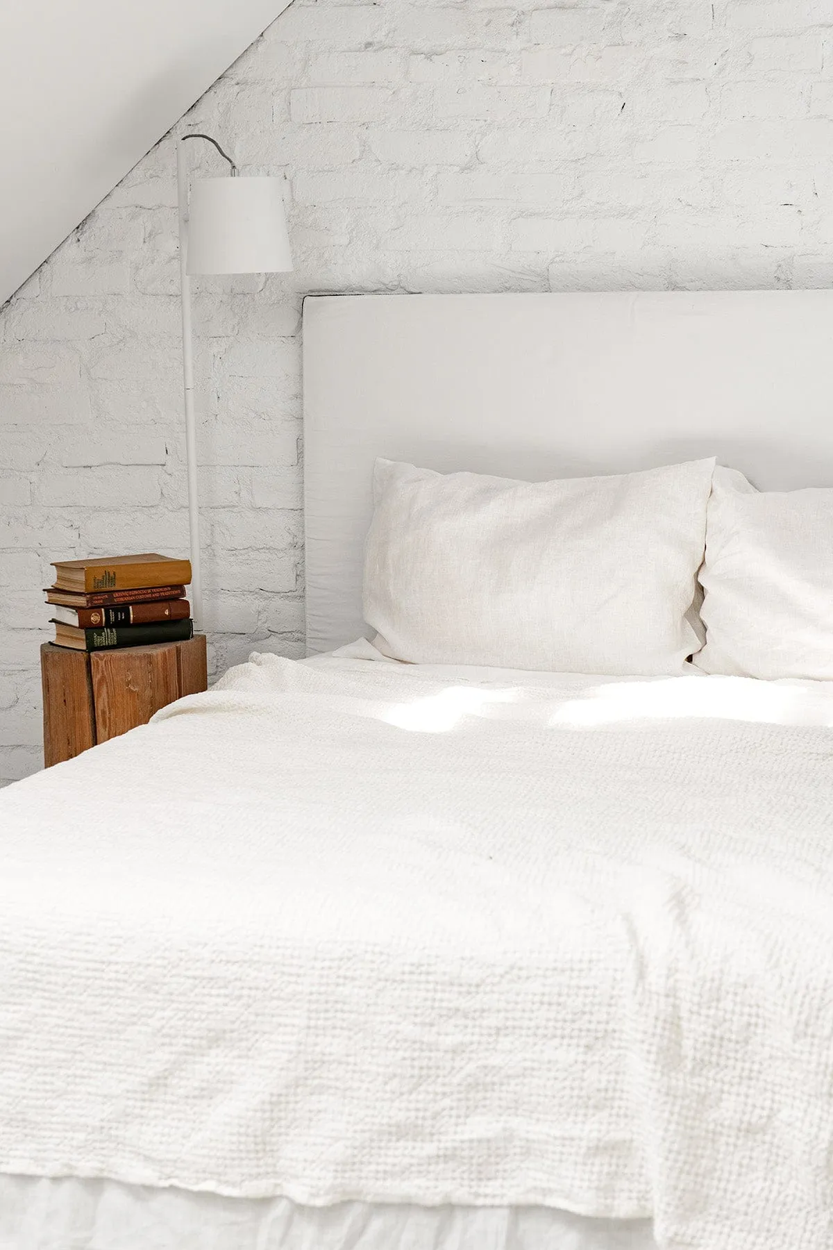 Linen Waffle Blanket | White