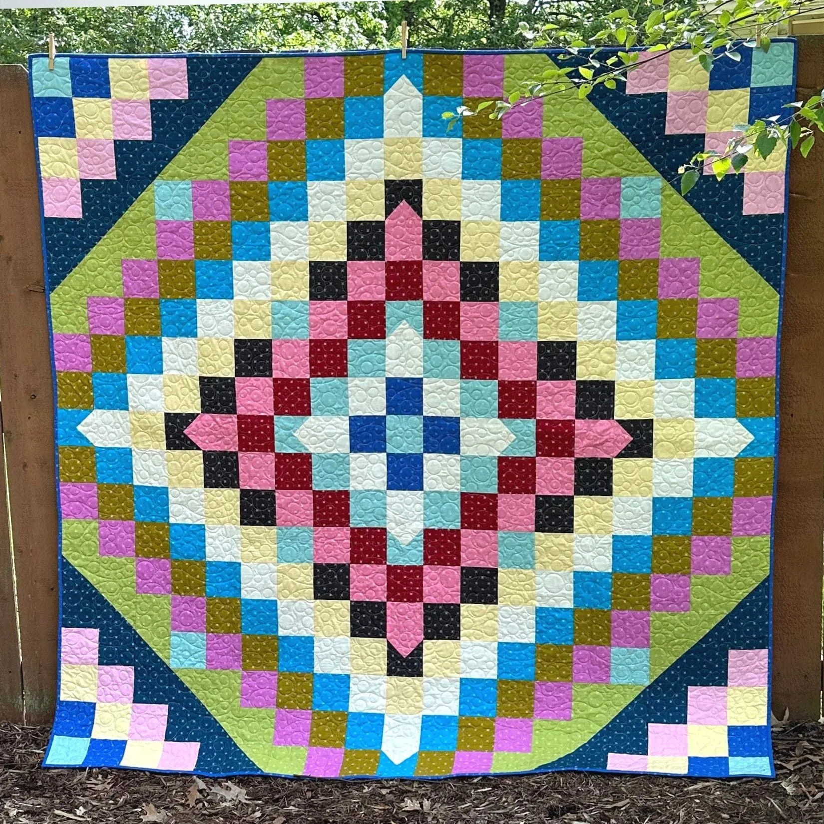LIPPITY TRIP Quilt Pattern (Printed Pattern Booklet), by Pam Selkirk 76" x 76" Large Lap Size