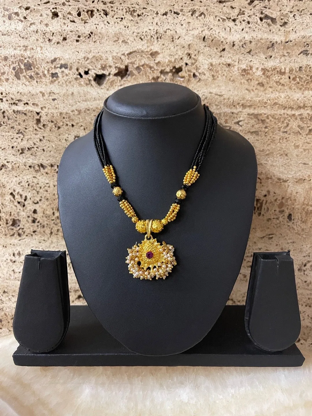 Maharashtrian Style Short Thushi Mangalsutra Designs Gold Pendant With White Moti Black Beads Chain
