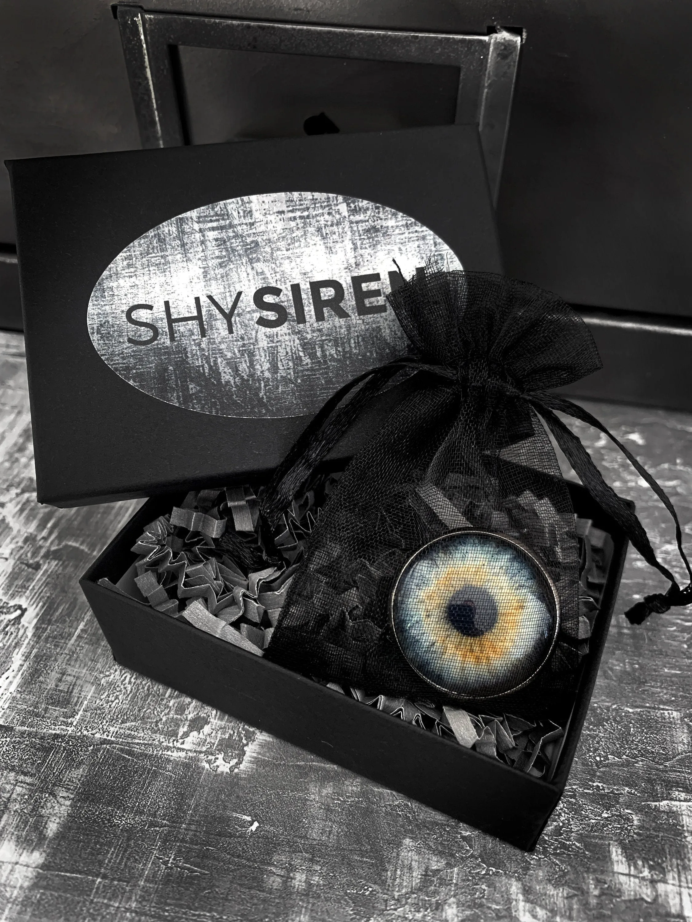 Monster Gothic Green Eyeball Ring - 2 Sizes
