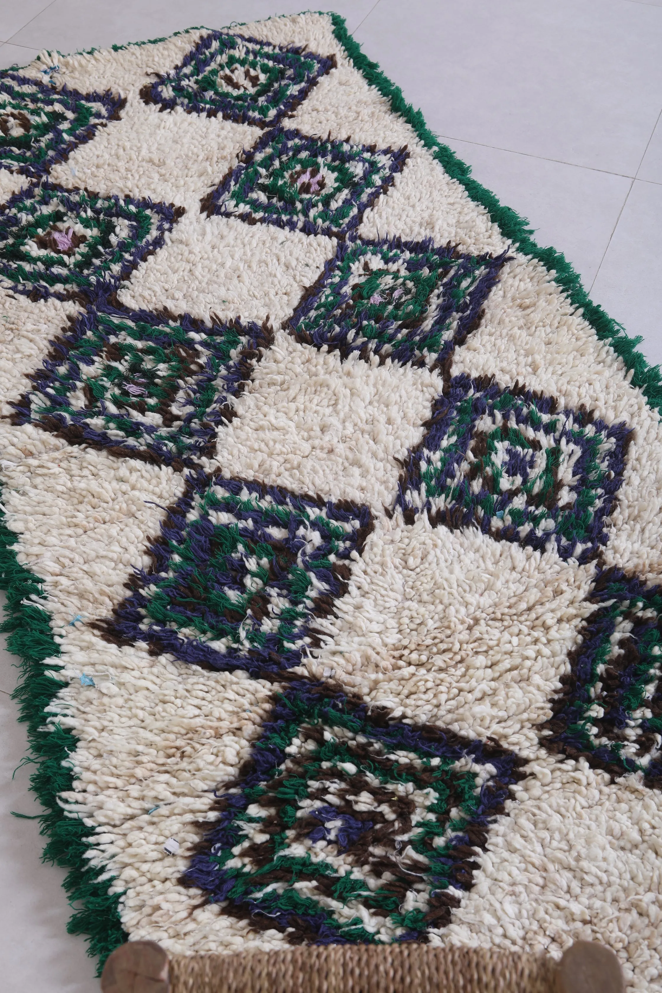 Moroccan Berber Rug - Diamond Pattern 2.7ft x 6.4ft