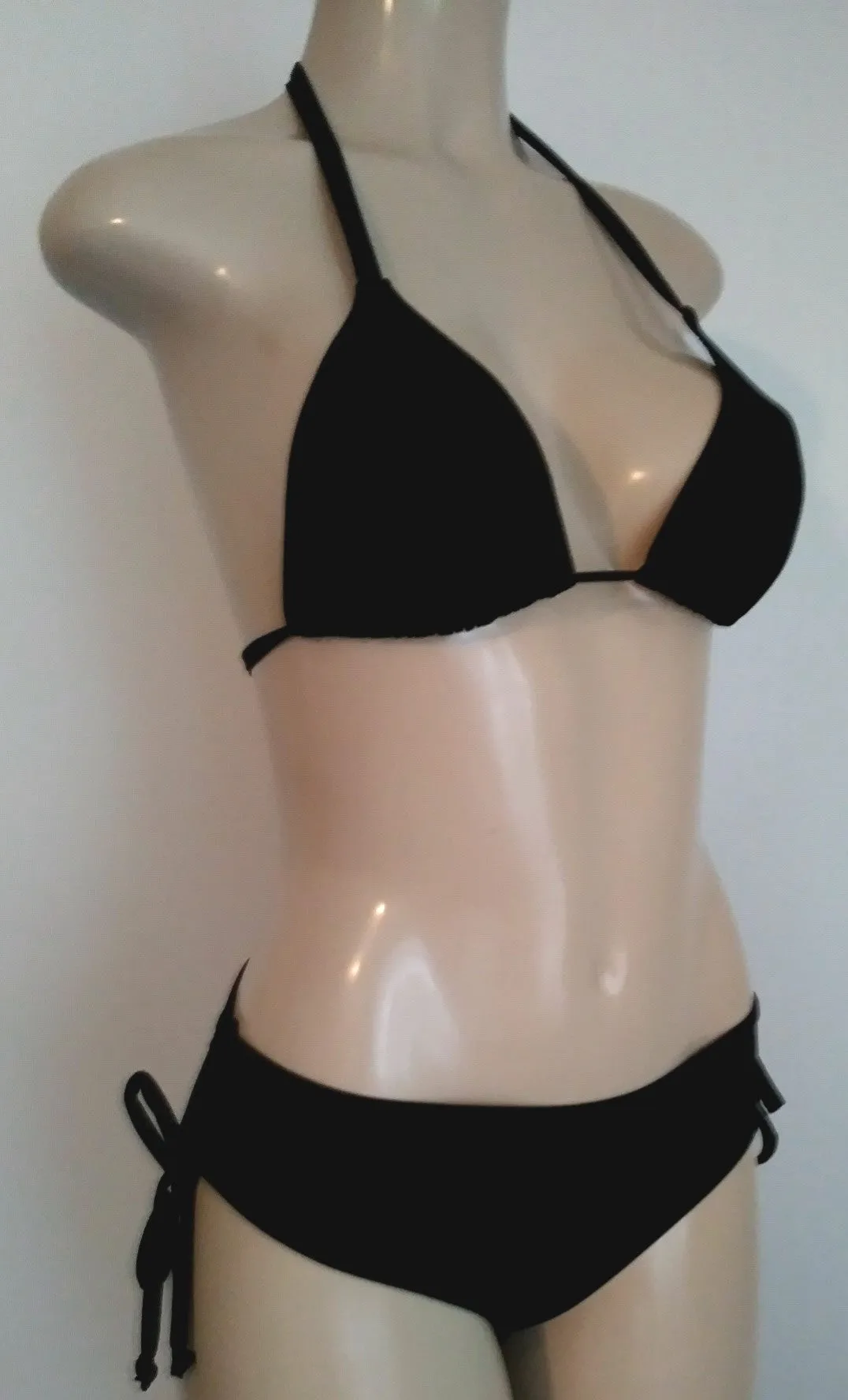 Sliding bikini triangle tops Women's halter bikinis Hip hugger bikini bottoms
