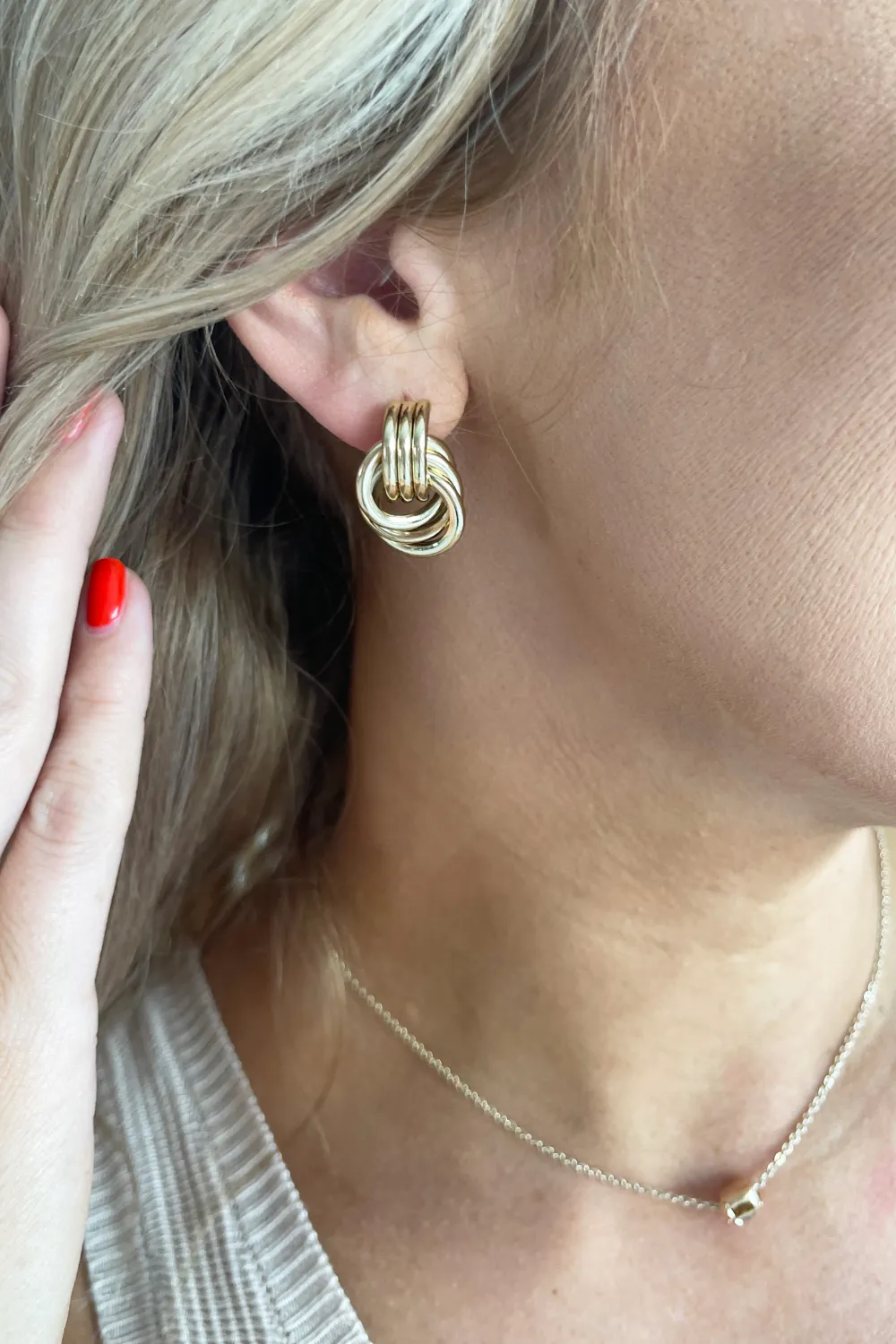 Top Knot Circle Earrings