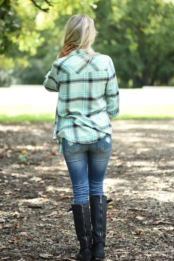 Traditional Black & Mint Flannel Top