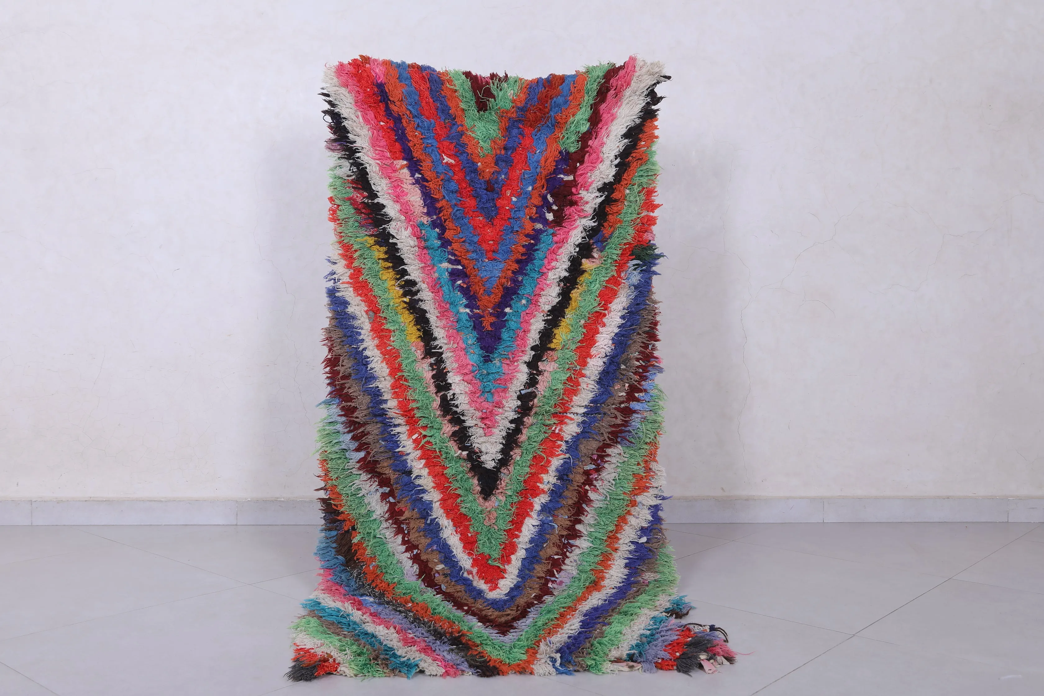 Vibrant Chevron Moroccan Berber Rug - 2.5 X 5.6 Feet