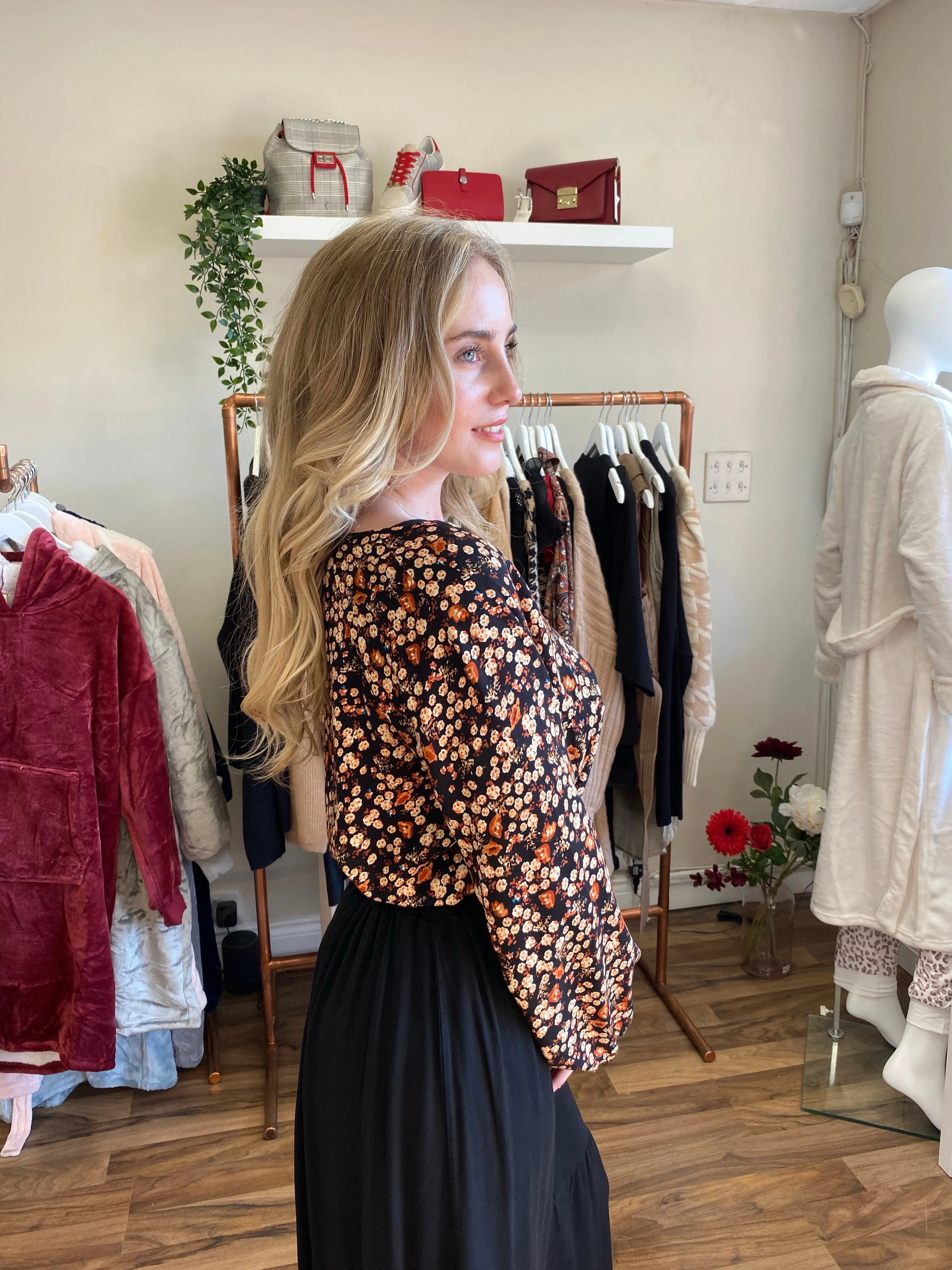Wesley V-Neck Viscose Top in Autumn Floral