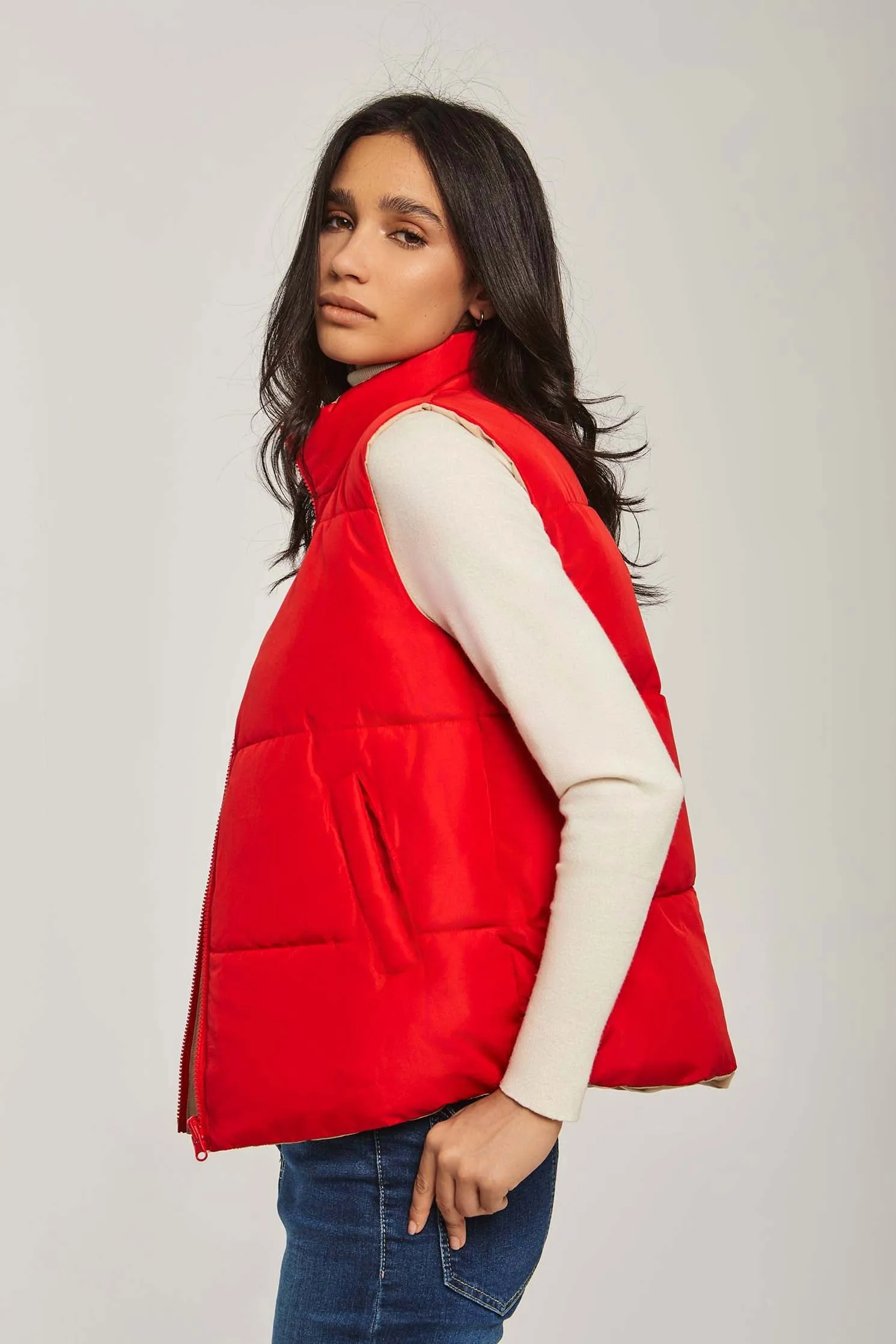 Women Vest Reversible Puffer Red