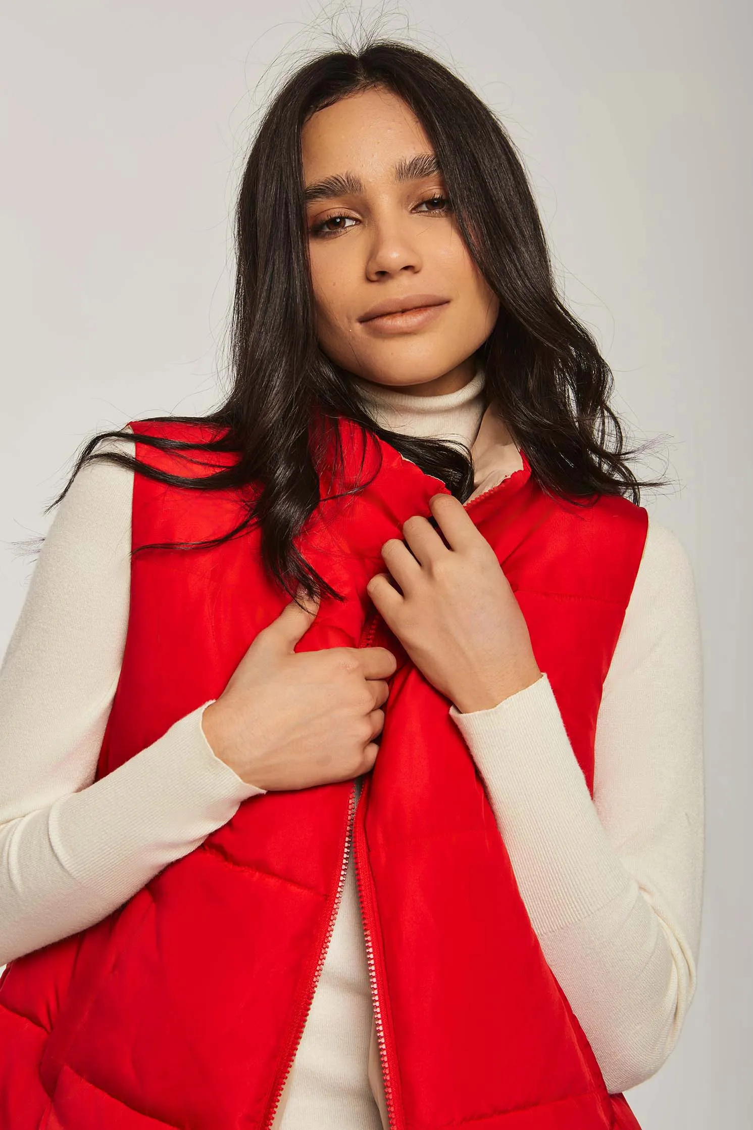 Women Vest Reversible Puffer Red