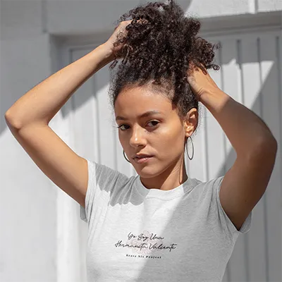 Yo Soy Una Hermanita Valiente t-shirt