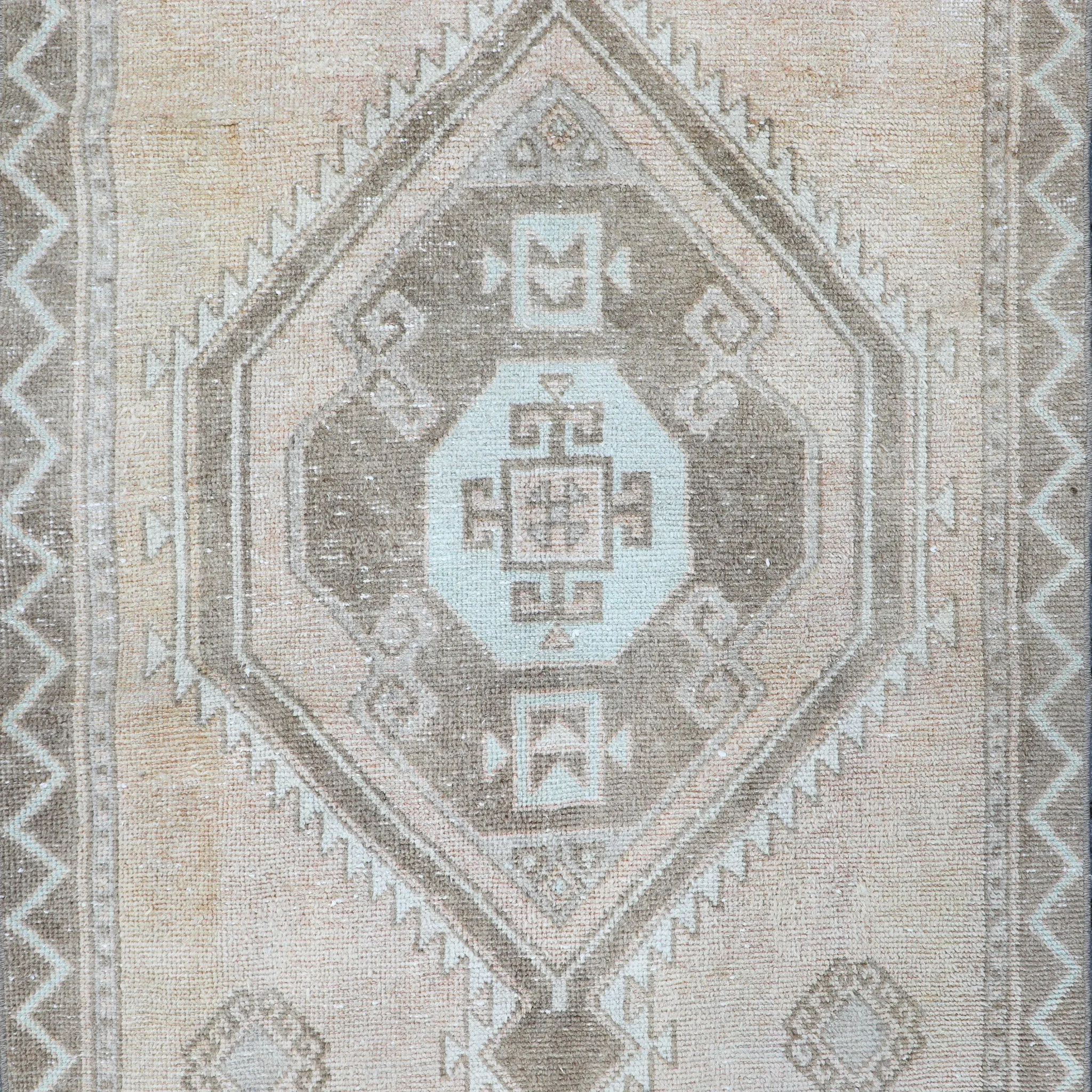 Z124 Handwoven Vintage Rug 3’7x11’1