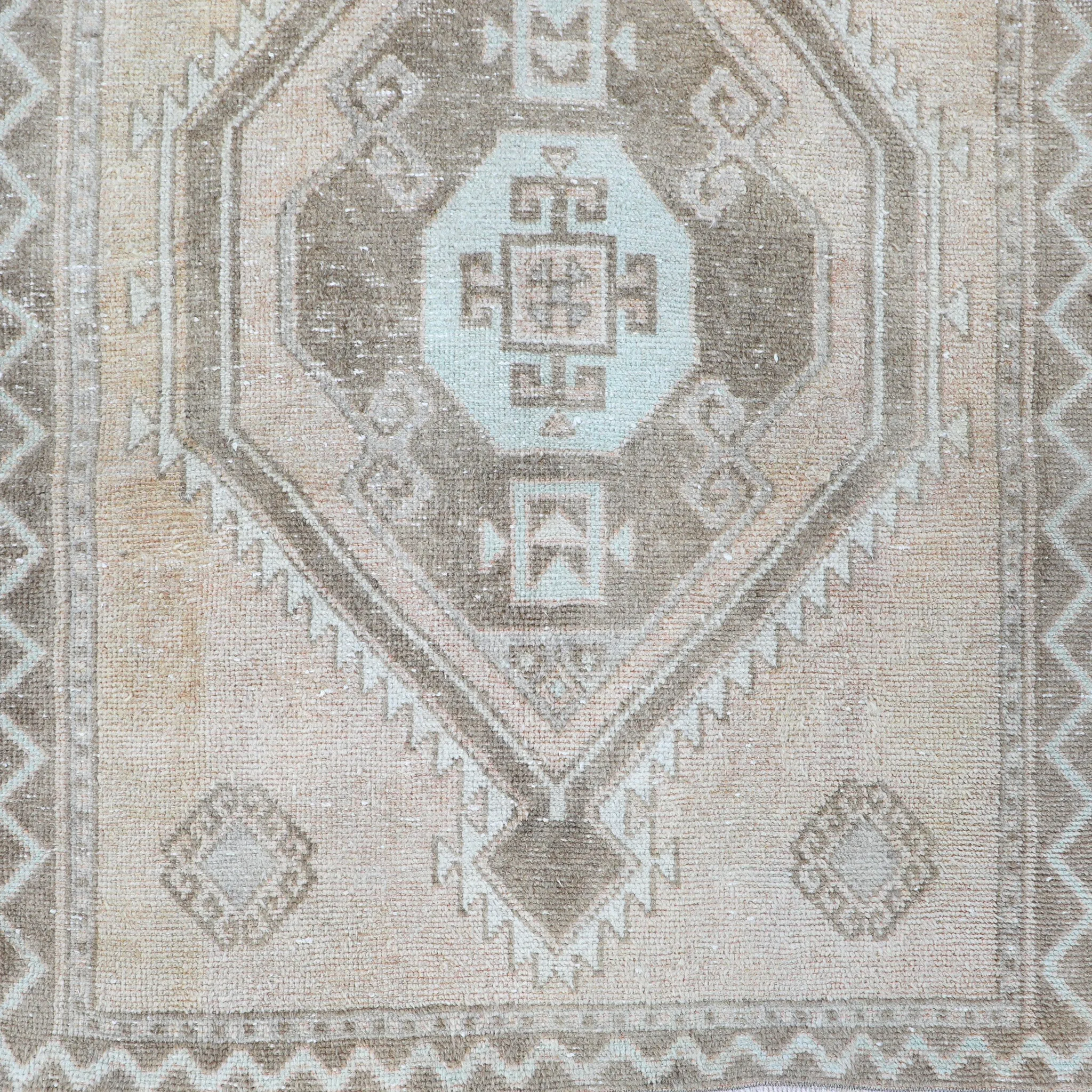 Z124 Handwoven Vintage Rug 3’7x11’1
